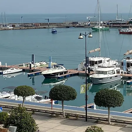 Lägenhet Atico Con Terraza